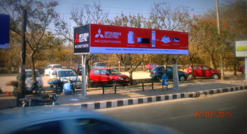 Banjarahills Busshelters Advertising, in Hyderabad - MeraHoardings