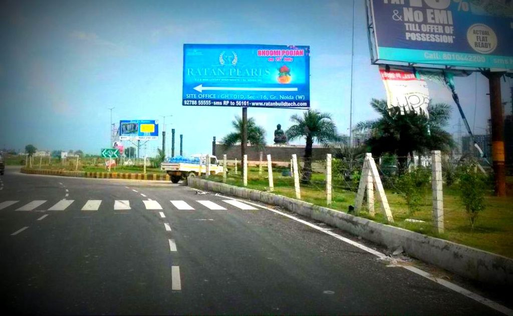 Rggolchakarnoida Unipoles Advertising in Delhi – MeraHoardings