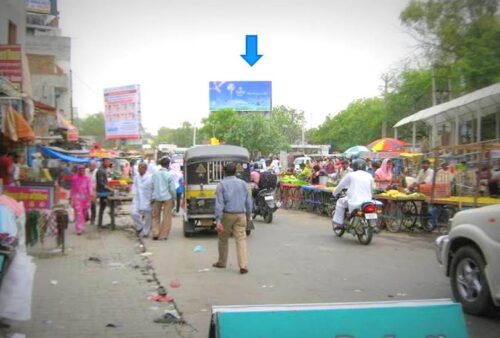 Billboards Localbusstand Advertising in Hisar – MeraHoardings