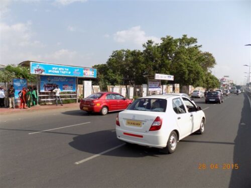 Busbays Navaindia Advertising in Coimbatore – MeraHoarding