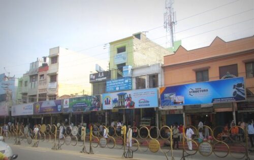 Busbays Simmakkalway Advertising in Madurai – MeraHoarding