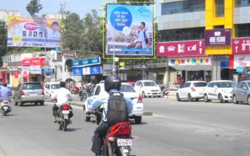 FixBillboards Pancardclub Advertising in Pune – MeraHoarding