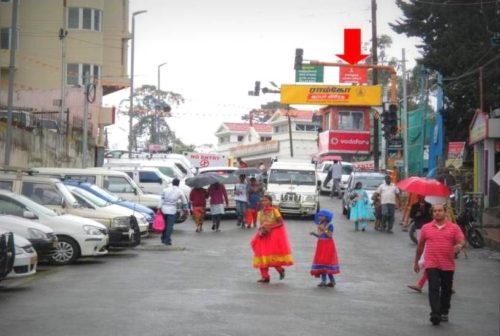 Trafficsign Astoriajunction Advertising in Dindigul – MeraHoarding