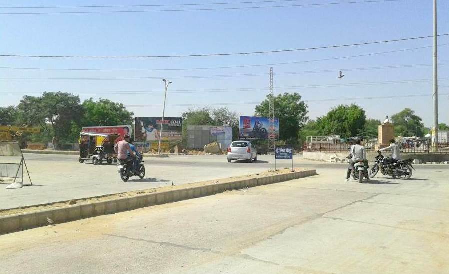 Billboards Pankhacircle Advertising in Churu – MeraHoarding