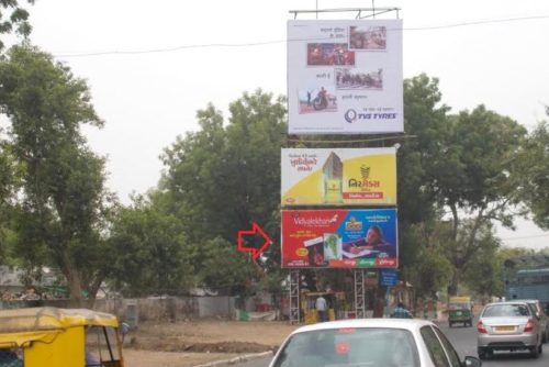 Airportroad FixBillboards Advertising in Ahmedabad – MeraHoarding