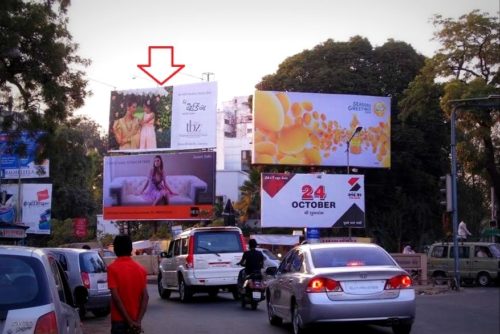 Ambawadi FixBillboards Advertising in Ahmedabad – MeraHoarding