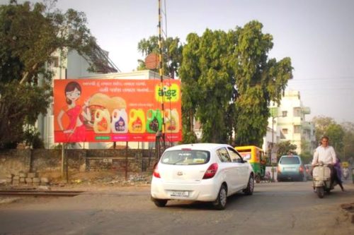 FixBillboards Ambawadi Advertising in Ahmedabad – MeraHoarding