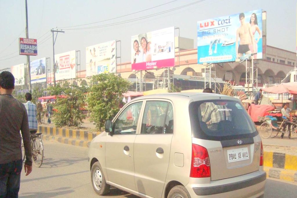 Hoardings Sangamcinemajun Advertising in Amritsar – MeraHoardings