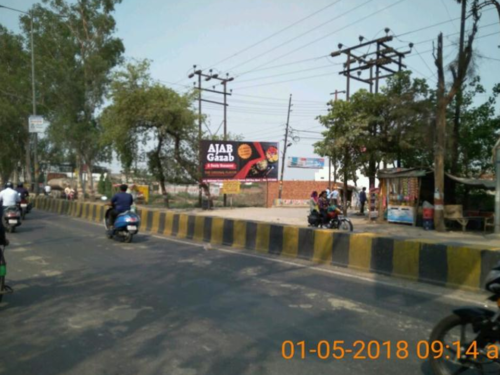 Hoardings Advertising in Delhi Way | Hoardings cost in Meerut