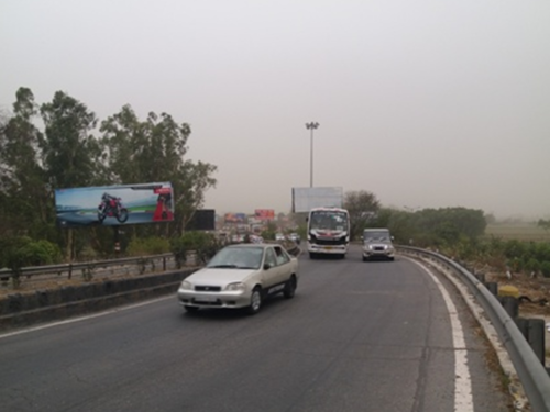Unipole Advertisement in Partapur Marg | Hoardings in Meerut